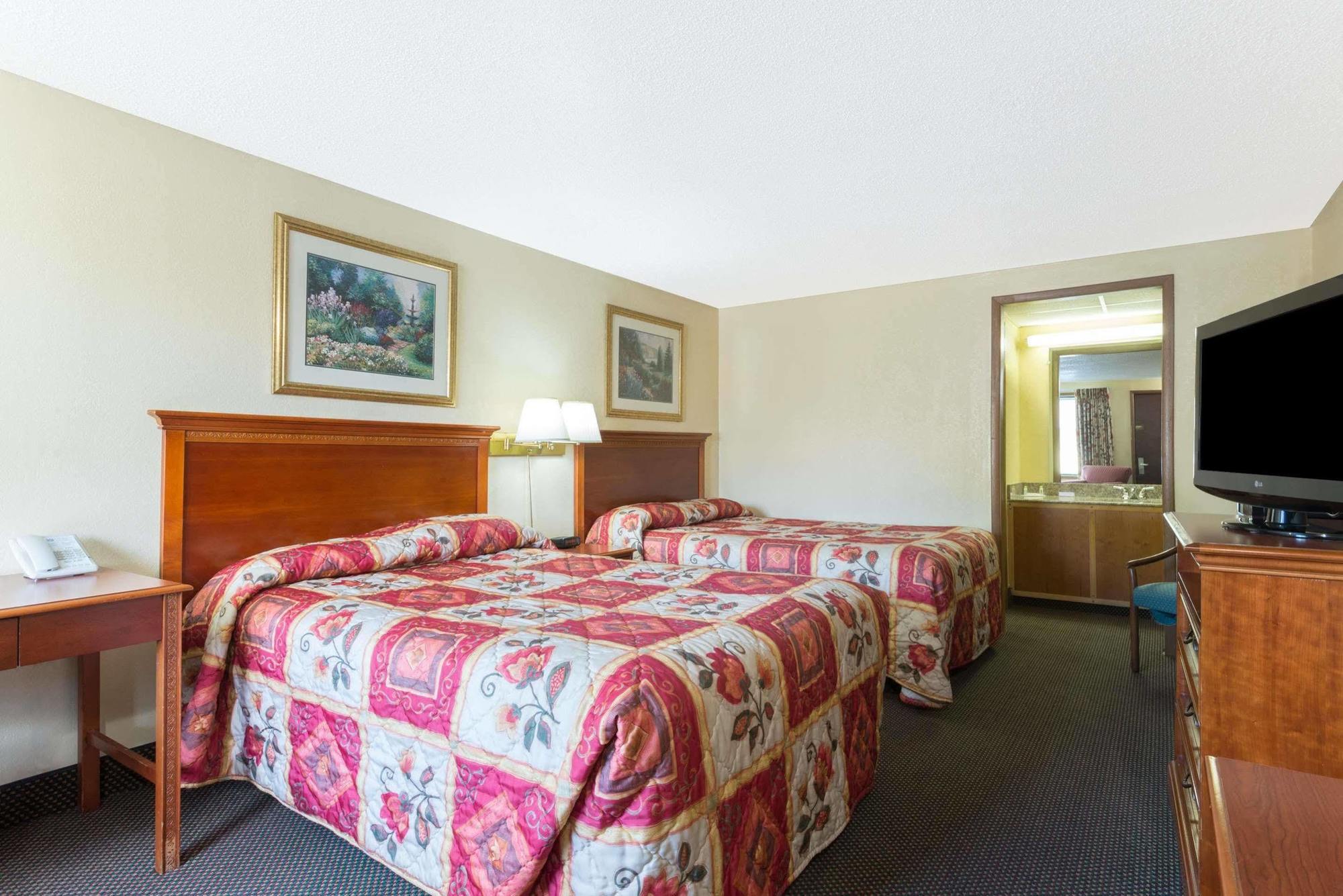 Americas Value Hotel